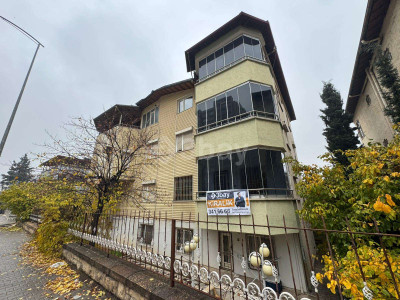 GÜVENEVLERDE MERKEZİ KONUMDA 4+1